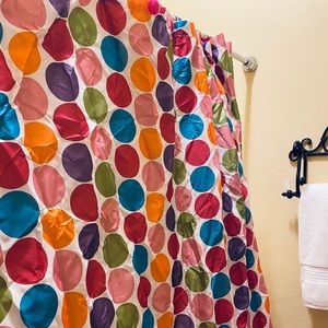 Adorable PolkaDot shower curtain, liner and hooks